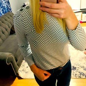 Loft grey/white chevron mock neck size MP